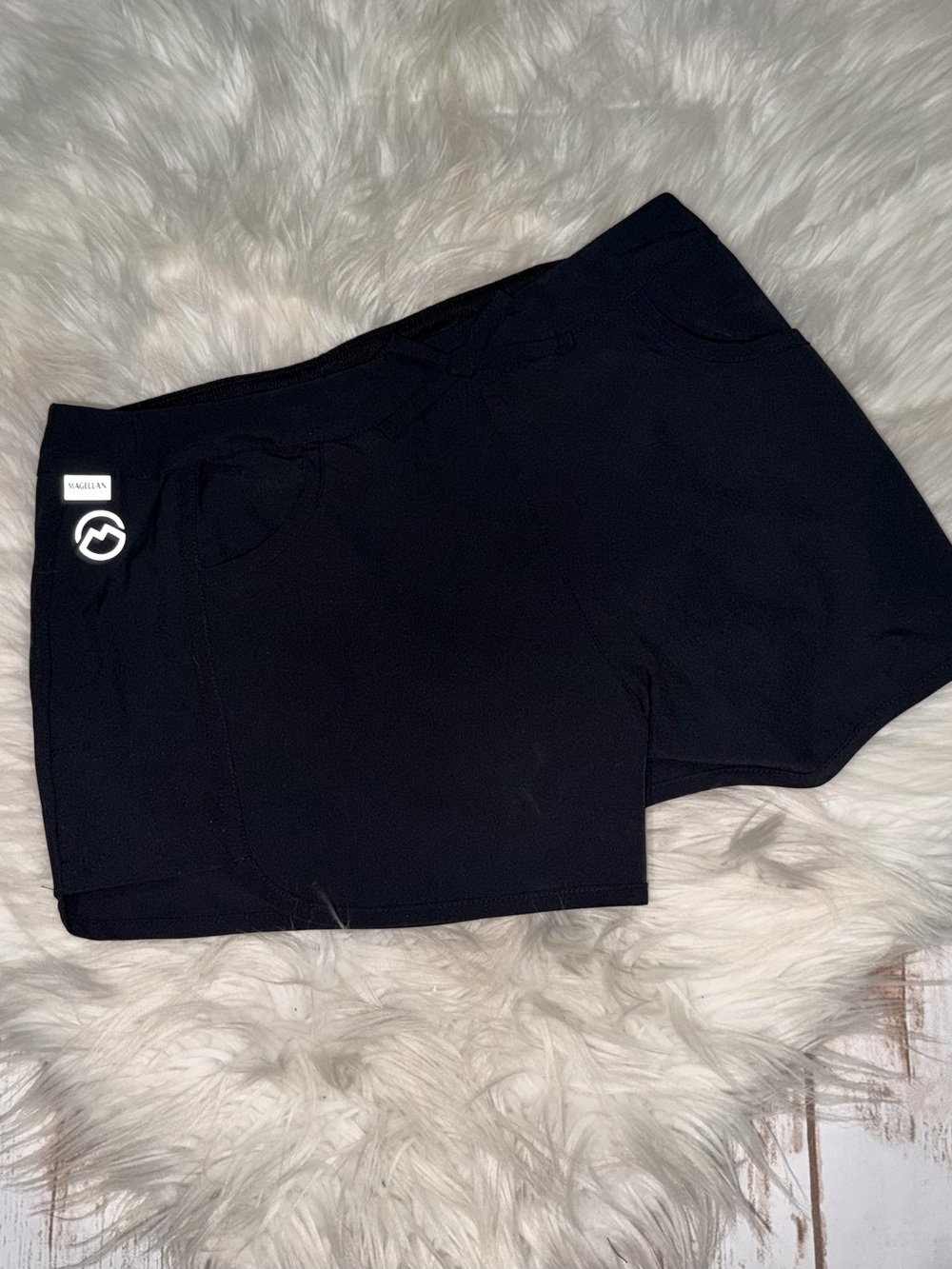 Magellan Outdoors Black Athletic Moisture-Wicking Performance Shorts Large